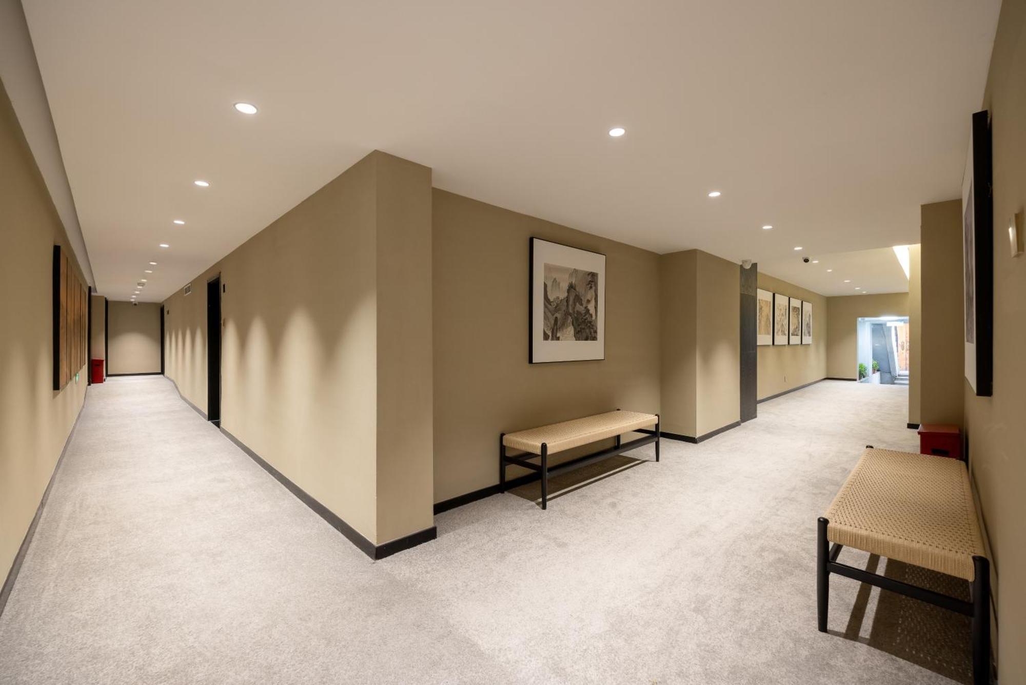 Beijing Tangfu Nanluoguxiang Wang Fu Jing Forbidden City Snack Street Hotel,1 Stop Walking To Airport Express,3 Stop To Tiananmen&Free Laundry Dry Service &Professional Free Tour Ticket Service With English Speaking Staff Exterior foto